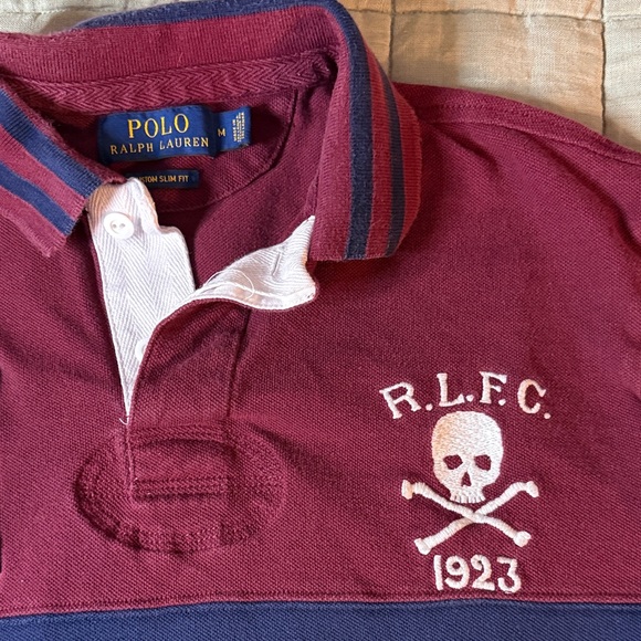 Polo Ralph Lauren RLFC Skull Rugby Shirt Custom Slim Fit Medium Red Blue - Picture 3 of 4